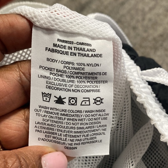 Nike throwback men’s Athletic Shorts with Swoosh sz small black white cv1829-010 - Picture 9 of 10